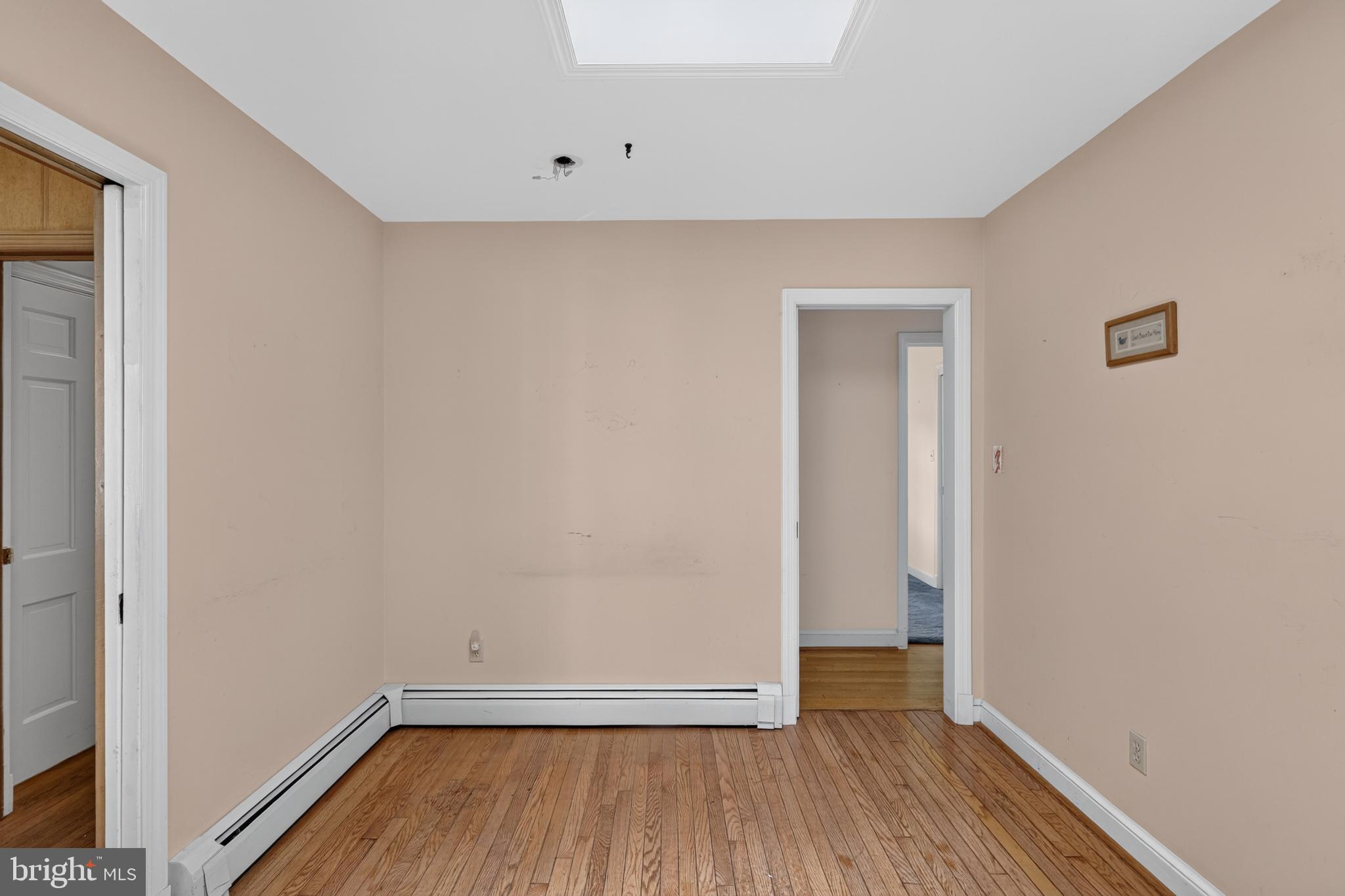 HILLANDALE - Residential