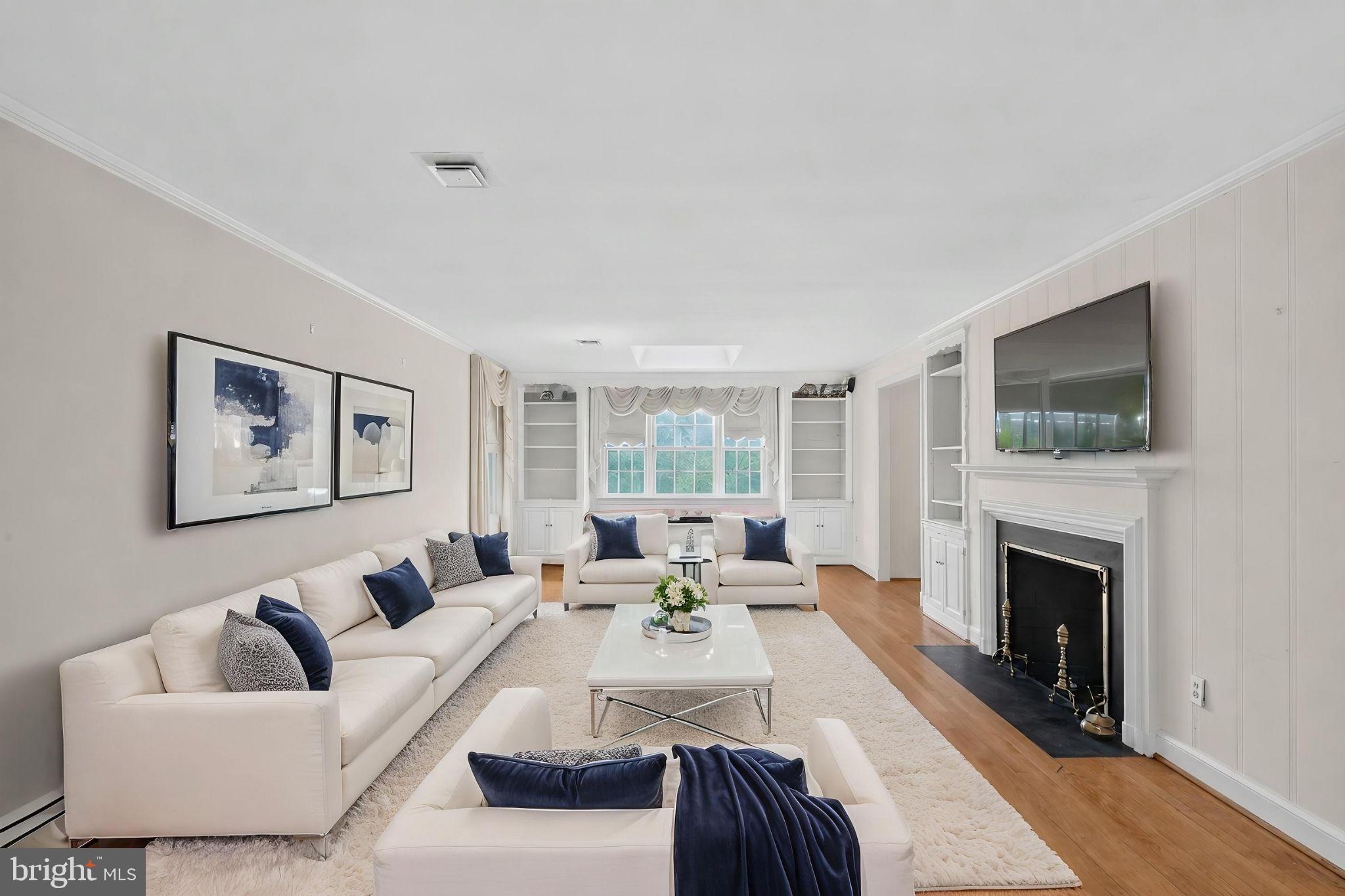 HILLANDALE - Residential