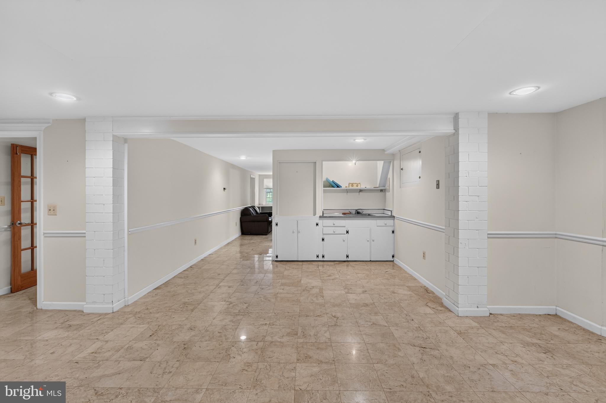 HILLANDALE - Residential