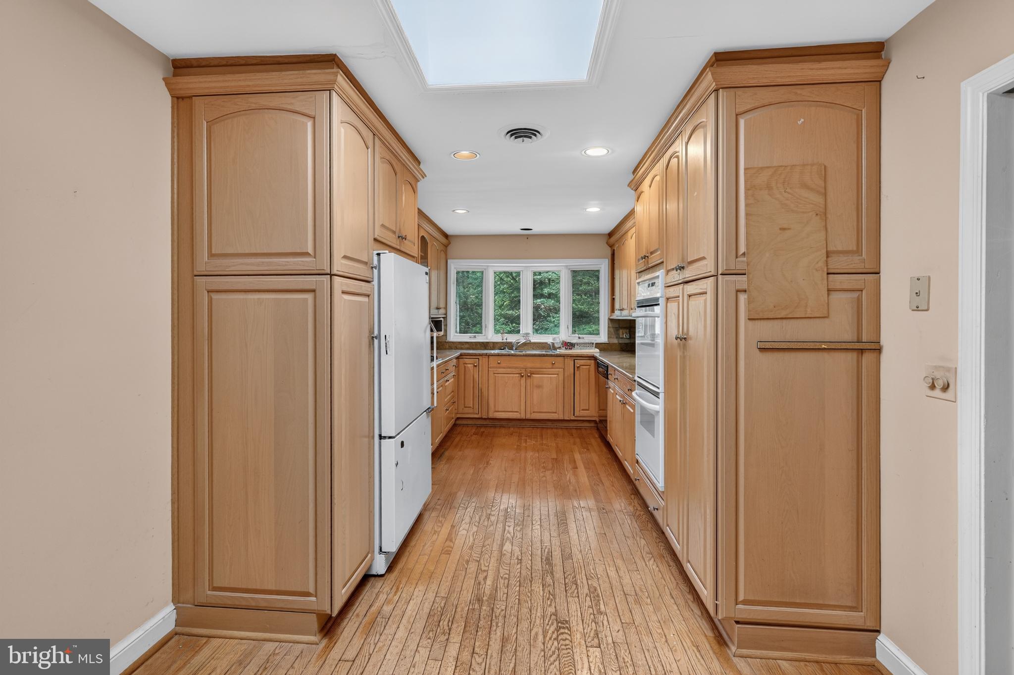 HILLANDALE - Residential