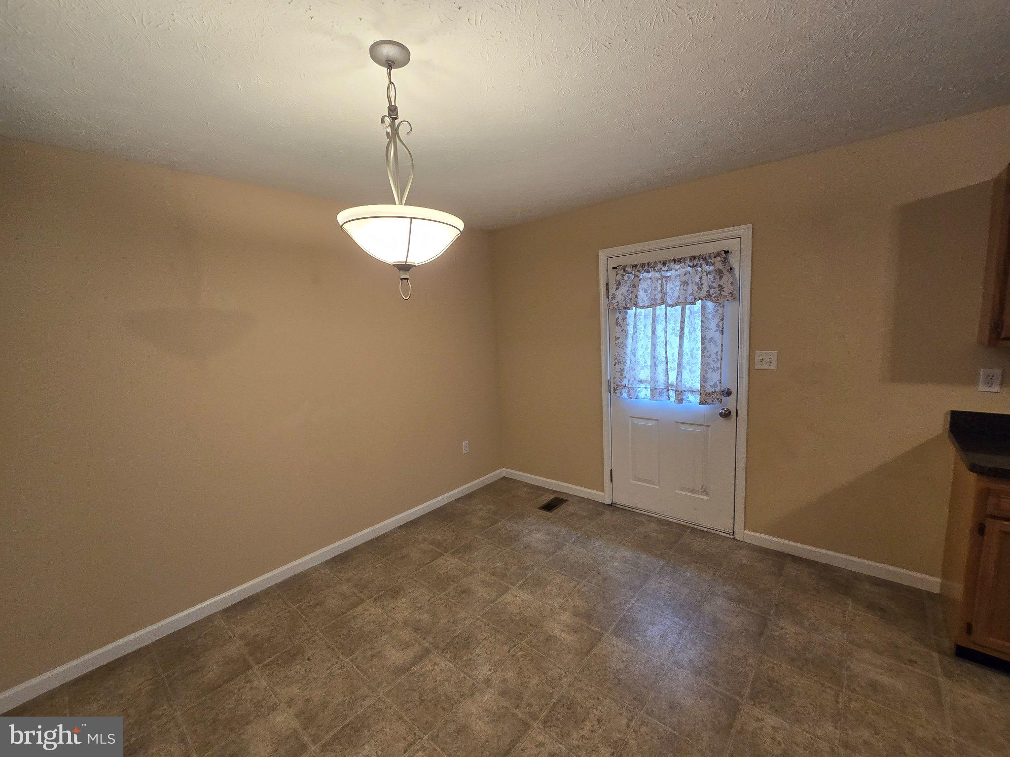 TABLER STATION MANOR - Residential