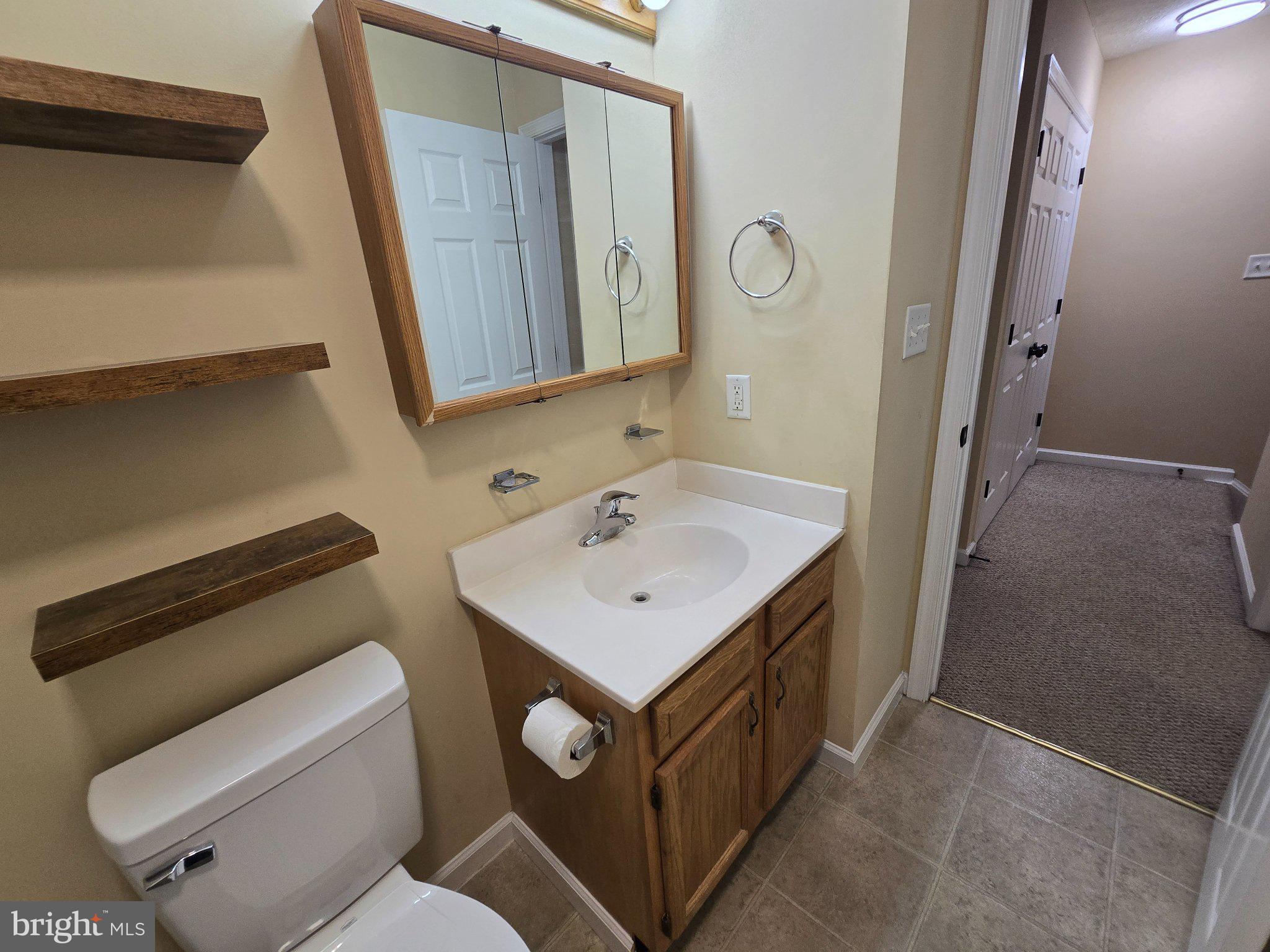 TABLER STATION MANOR - Residential