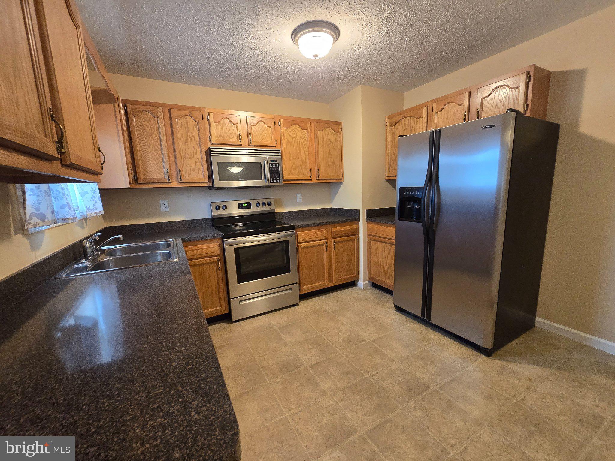 TABLER STATION MANOR - Residential
