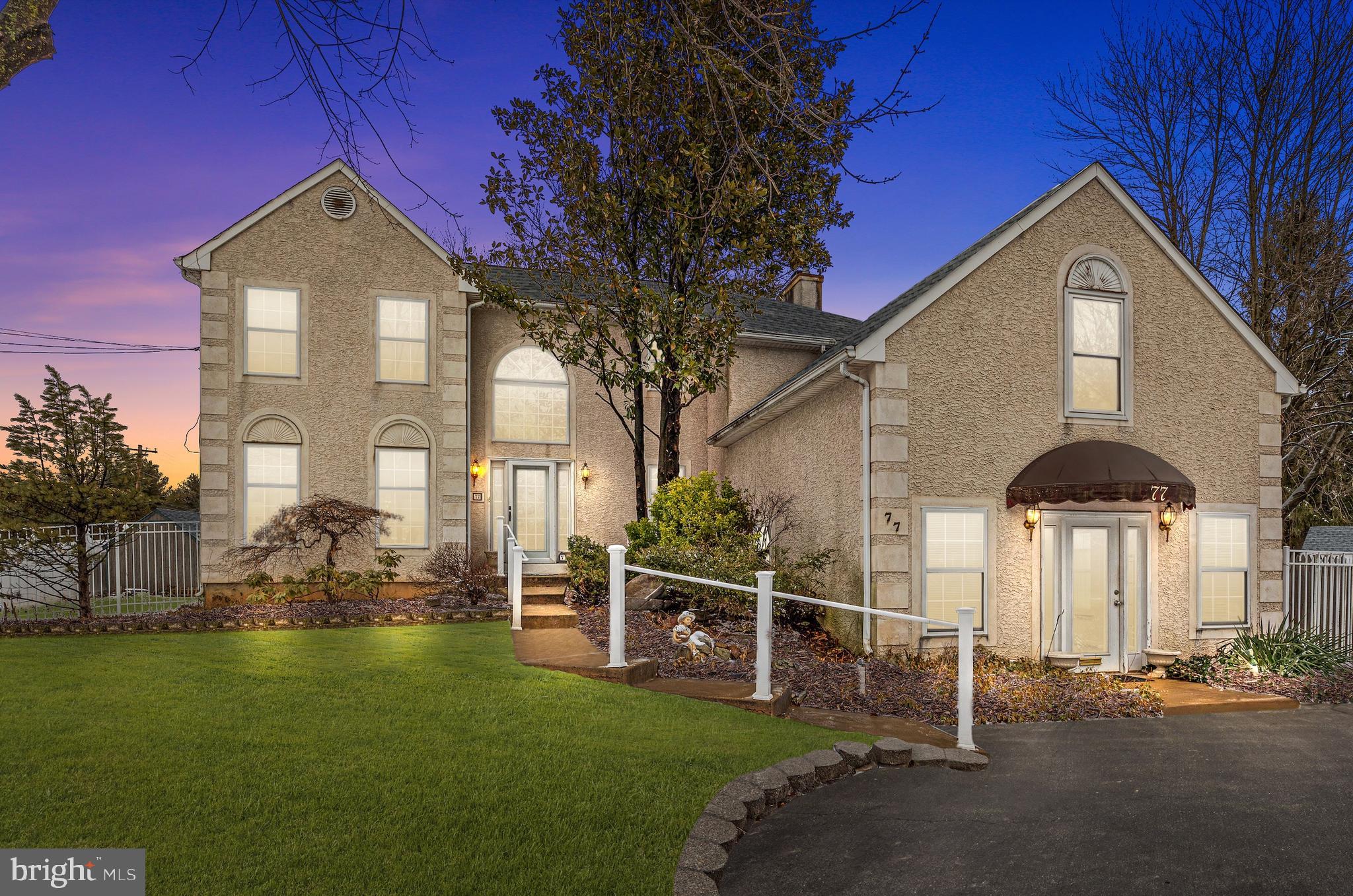HEDGEROW WOODS - Residential
