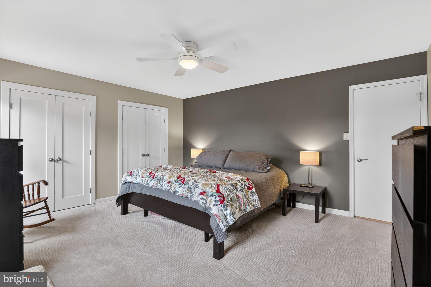 CRESTBROOK - Residential