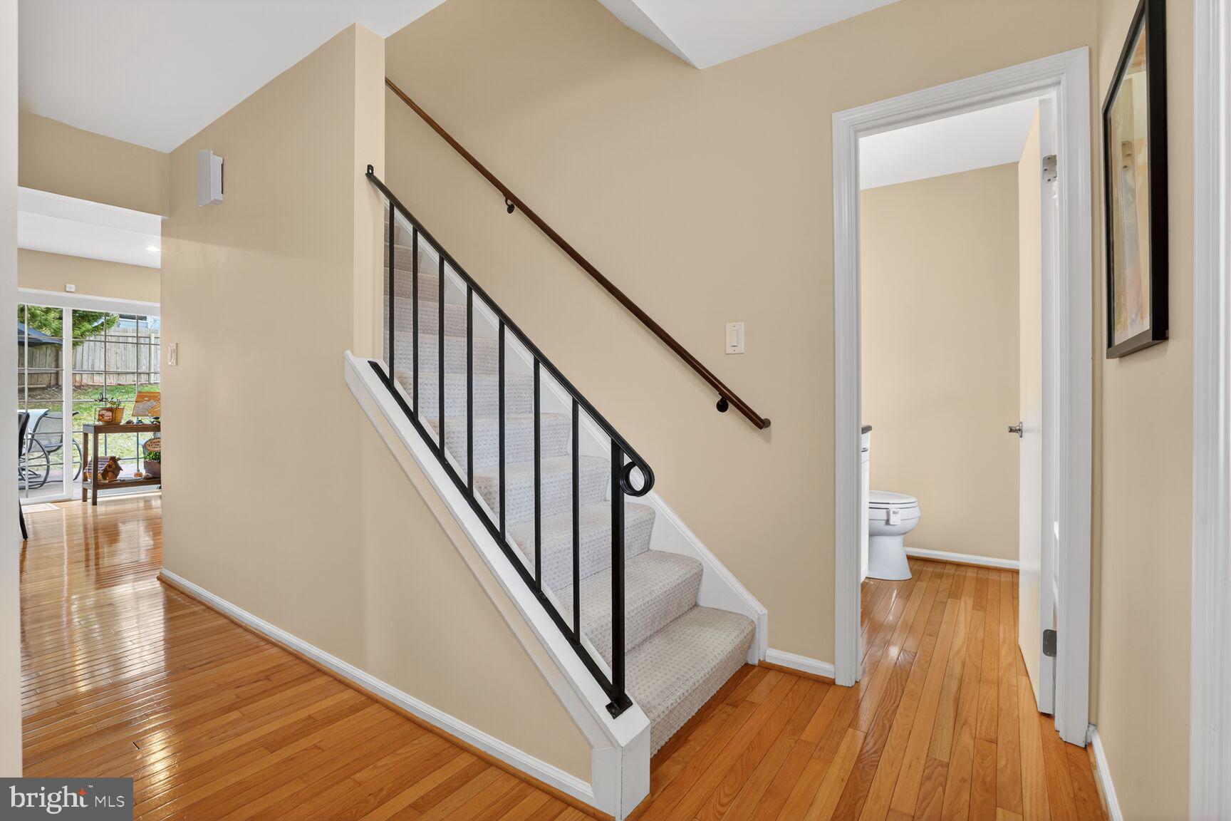 CRESTBROOK - Residential