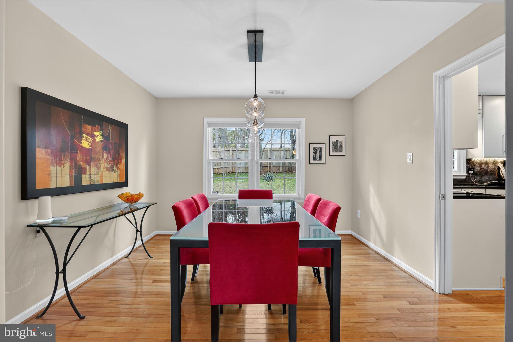 CRESTBROOK - Residential
