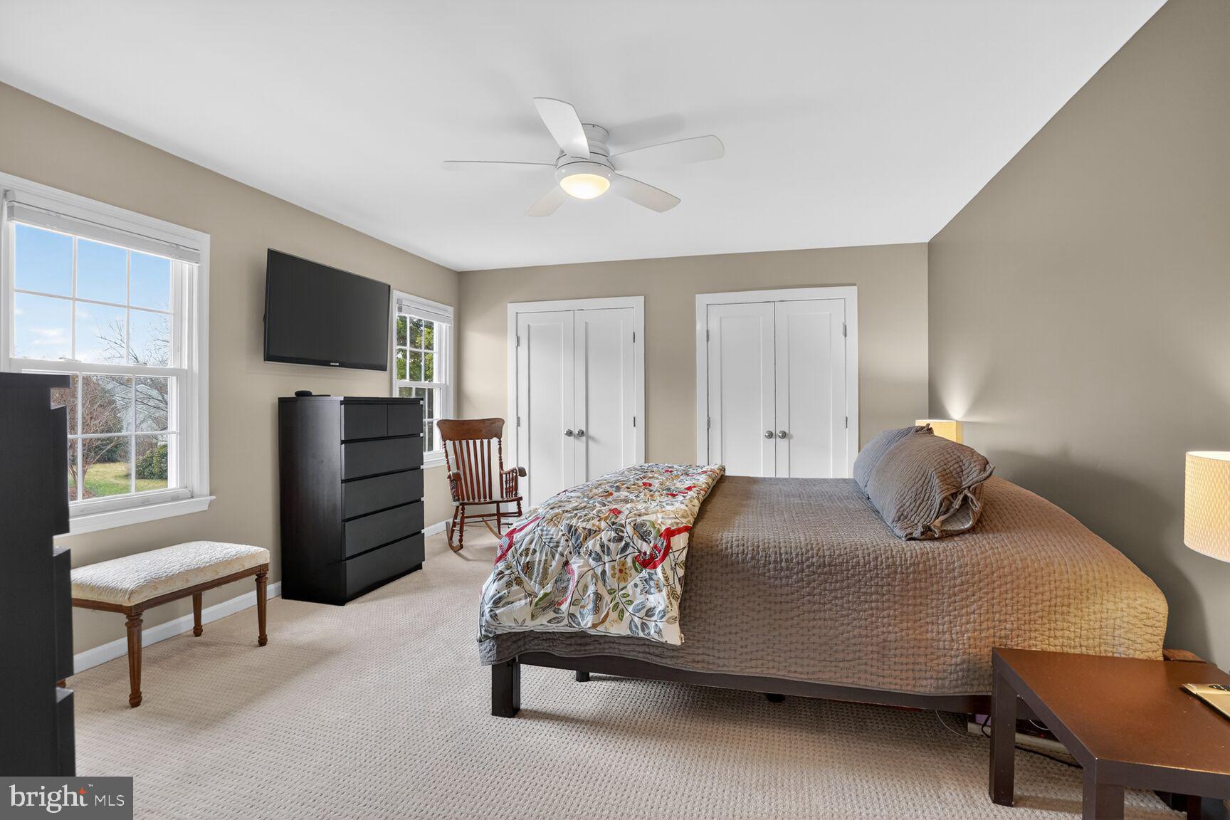 CRESTBROOK - Residential