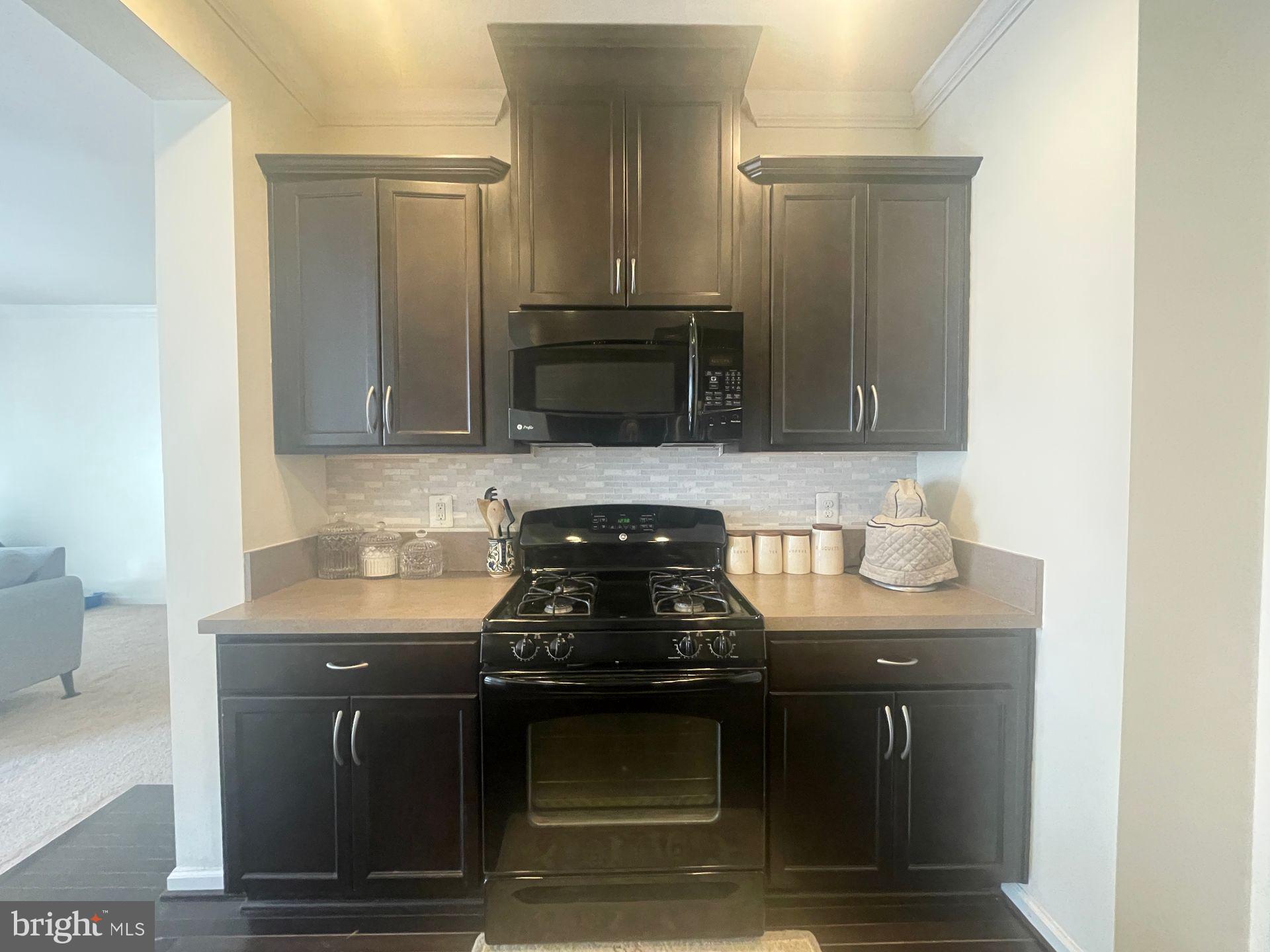 SNOWDEN BRIDGE - Residential Lease