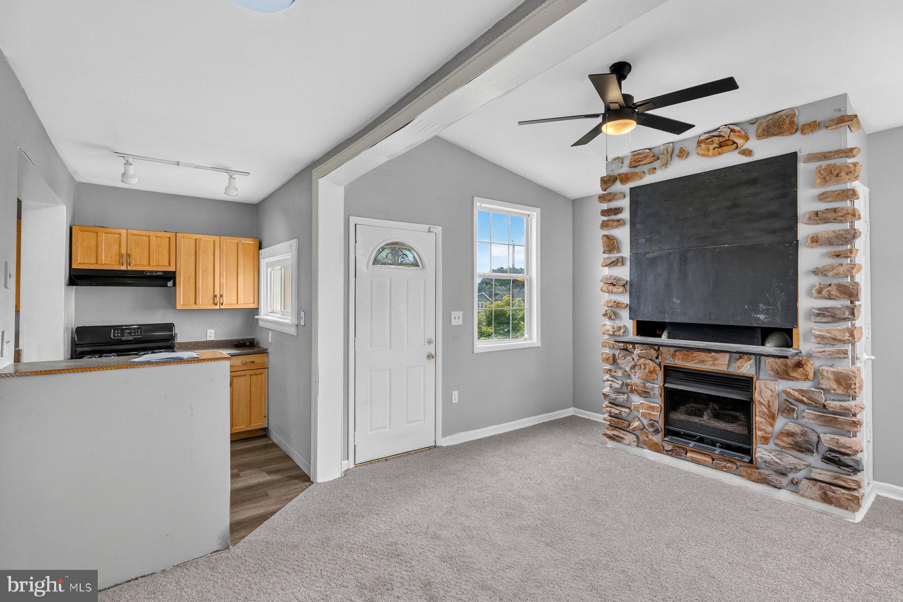 HAMILTON HEIGHTS - Residential