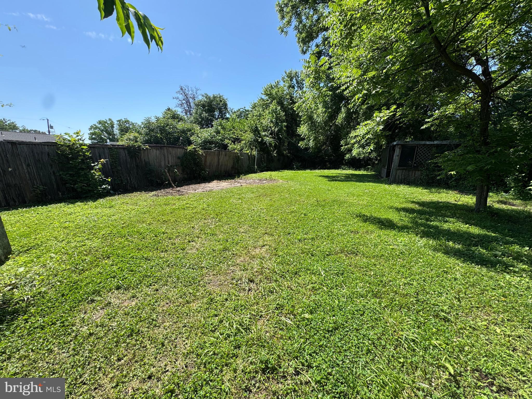 The property was originally a subdivided lot that was then used as a garage. Most recently, it was used for storage. The lot is approximately 50ft x 200ft and zoned for both DR 5.5 and MH IM uses.

While the property is not currently connected to electric, public water, or natural gas, those hookups are available. There is public sewage hookup on the property per the seller. The property is located directly behind 2121 Sparrows Point Rd. To access the property, turn onto Wagner Ave and make the first right onto an alley. It is adjacent to wooded Trade Point land.