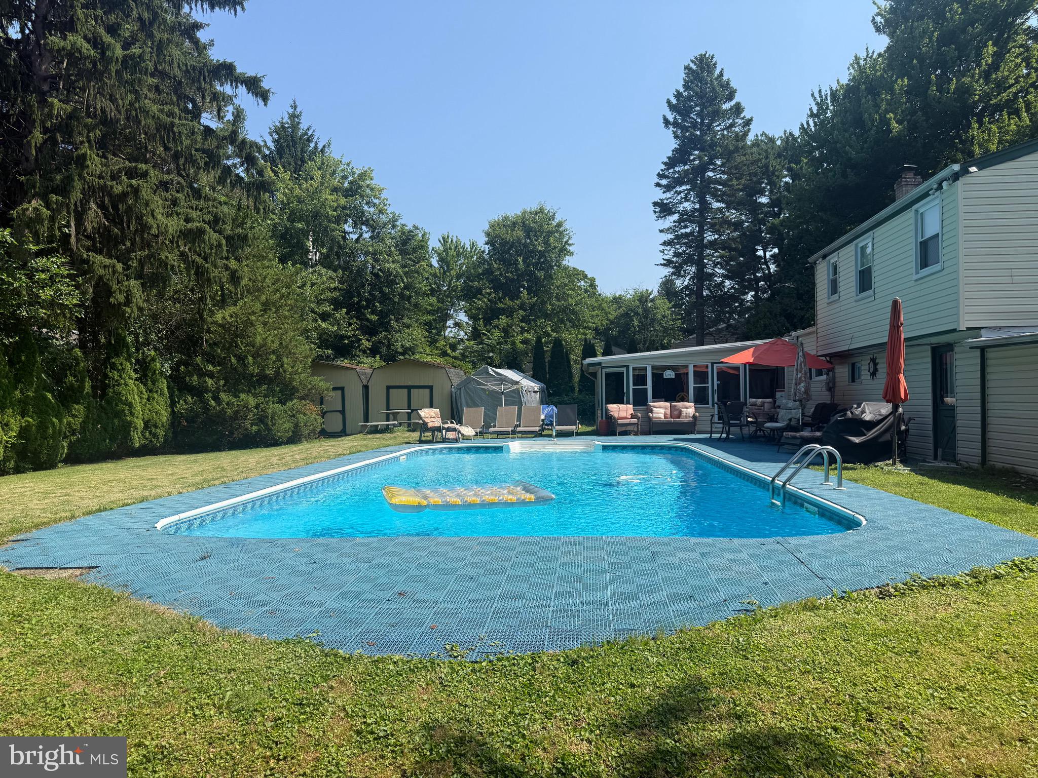 HUNTINGDON VALLEY - Residential