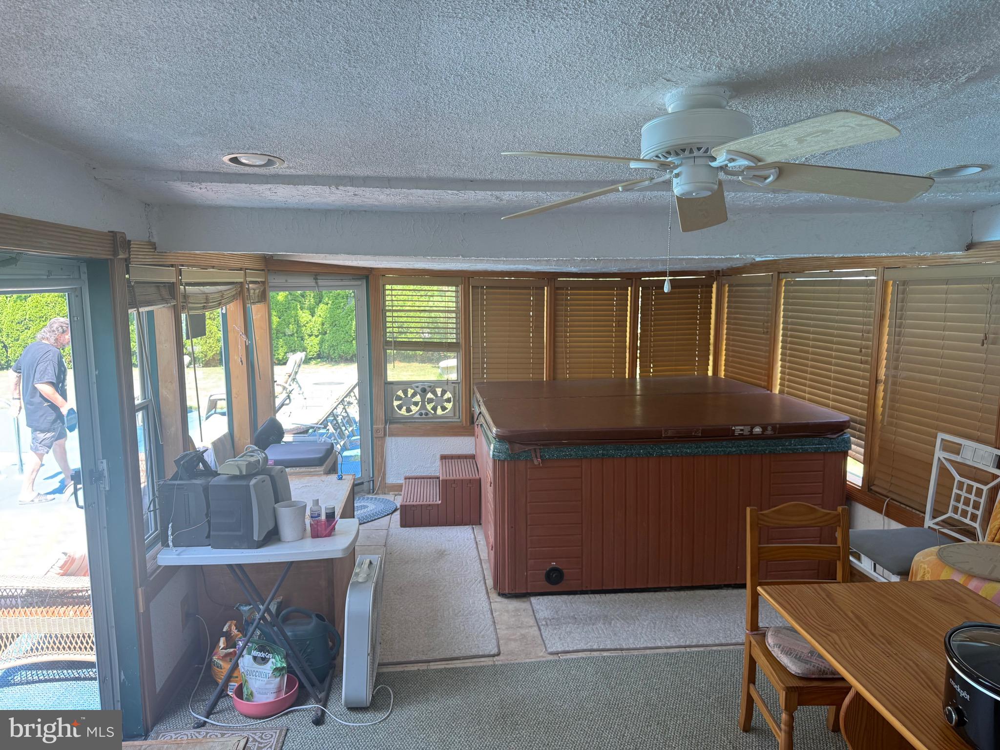 HUNTINGDON VALLEY - Residential