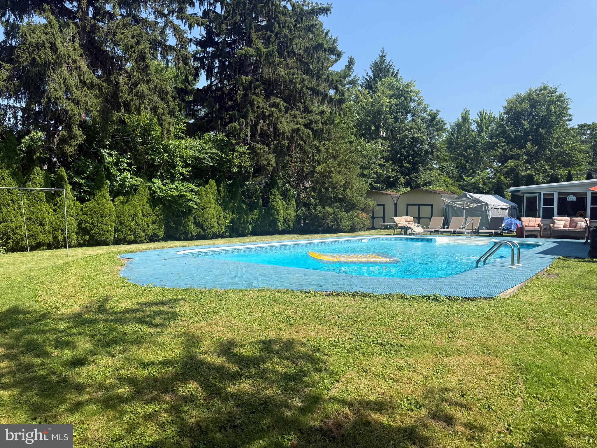 HUNTINGDON VALLEY - Residential