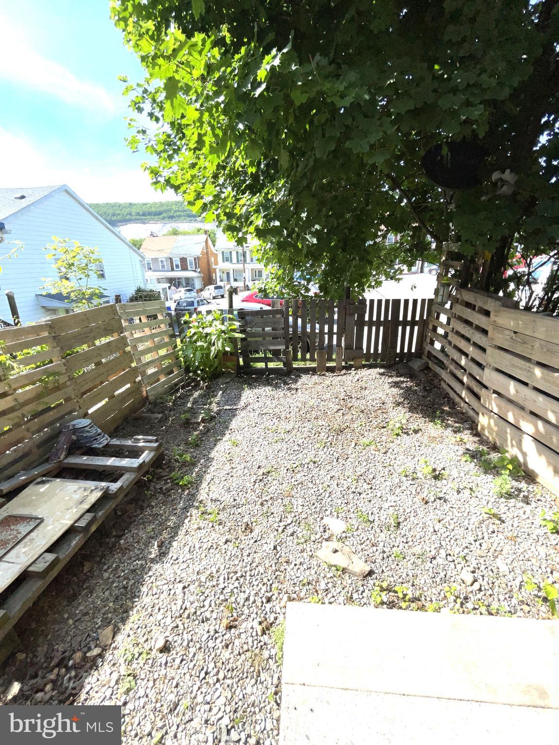 NONE AV AILBLE - Residential
