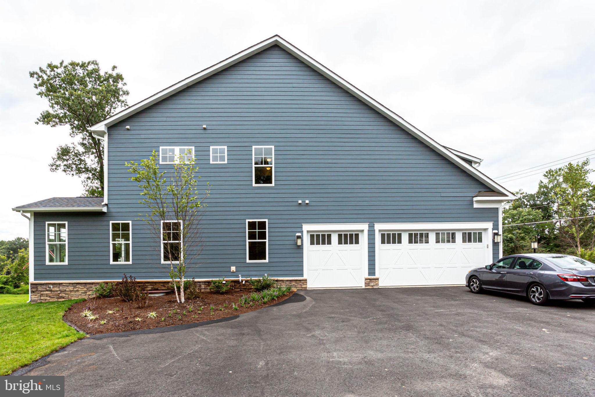 OAK VALLEY ESTATES - Residential