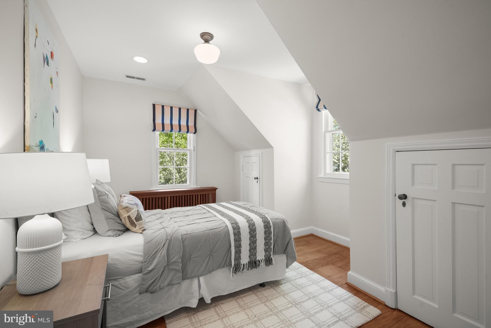 BROOKMONT - Residential