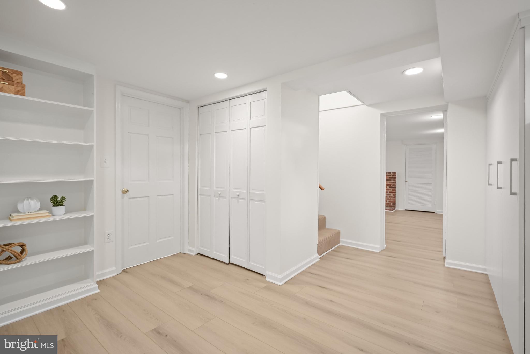 BROOKMONT - Residential