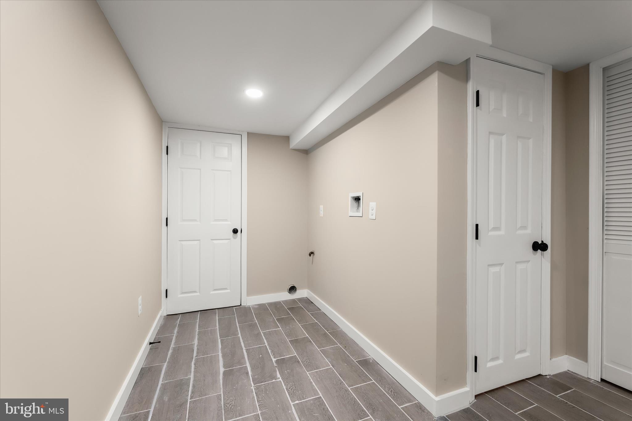 MADISON EASTEND - Residential