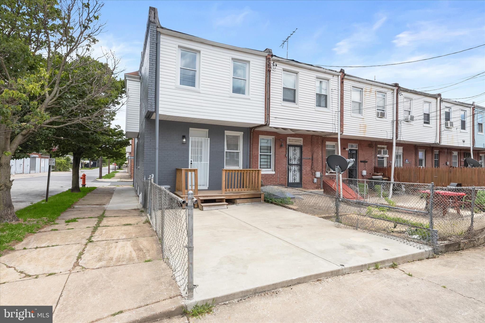 MADISON EASTEND - Residential