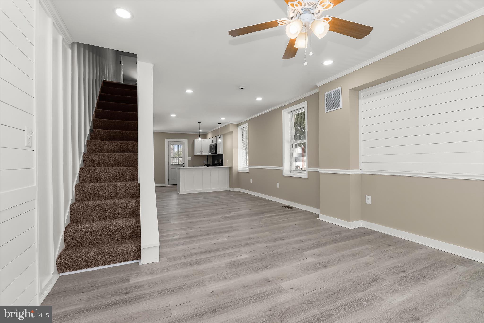 MADISON EASTEND - Residential