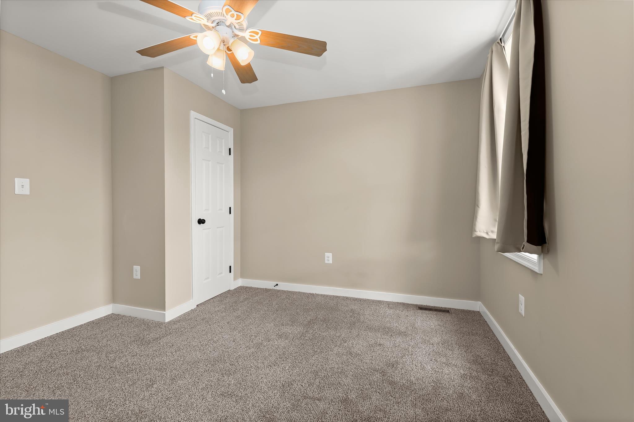 MADISON EASTEND - Residential