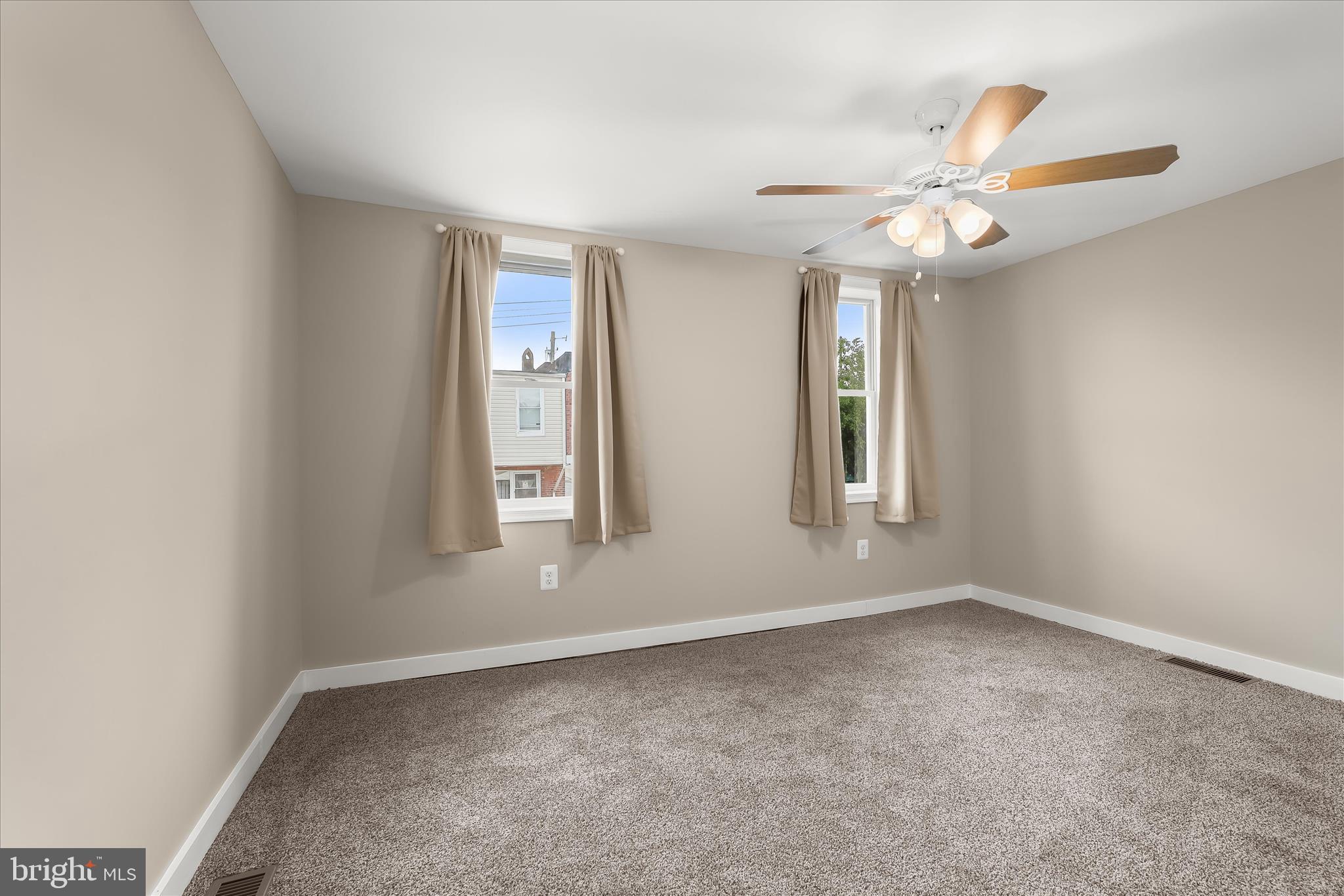 MADISON EASTEND - Residential