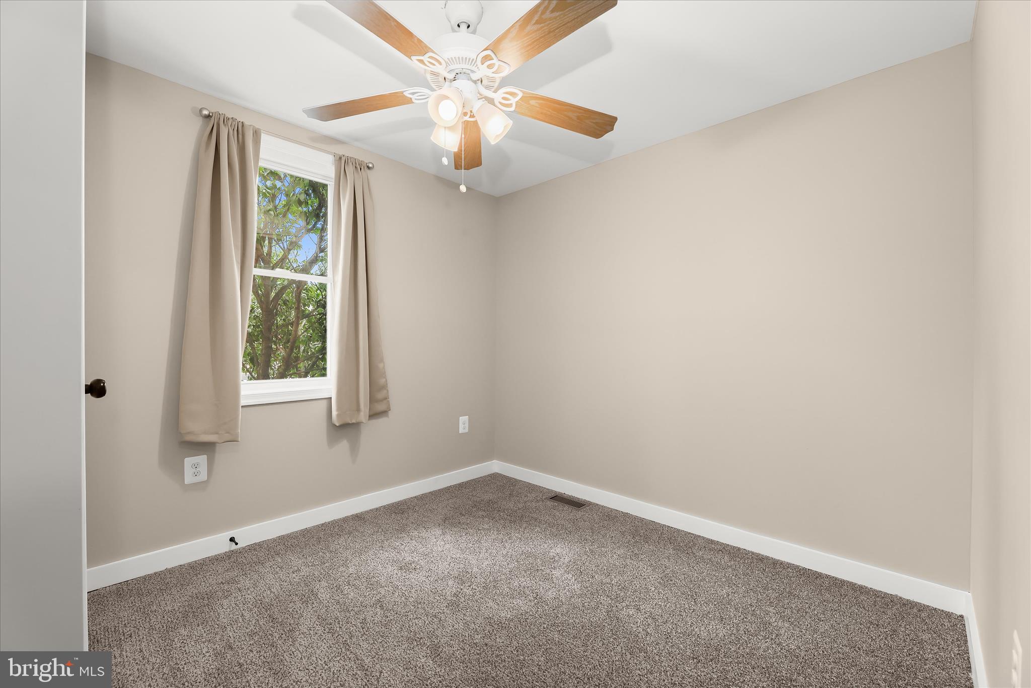 MADISON EASTEND - Residential