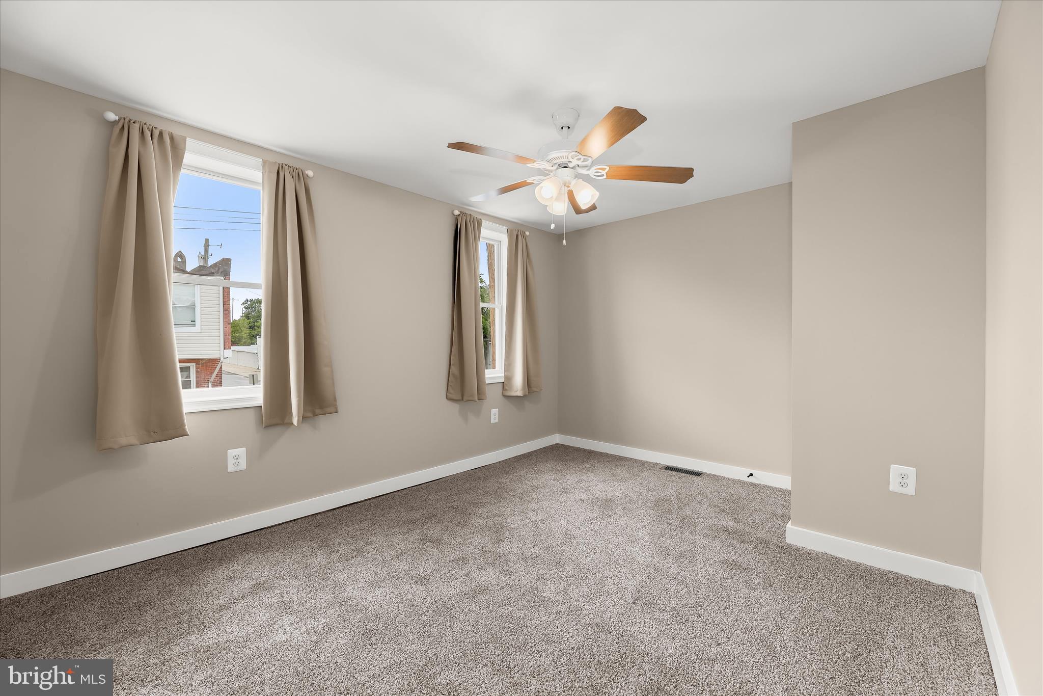 MADISON EASTEND - Residential