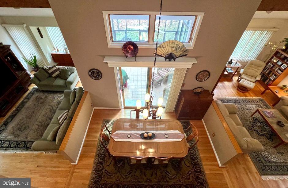 RESTON - Residential