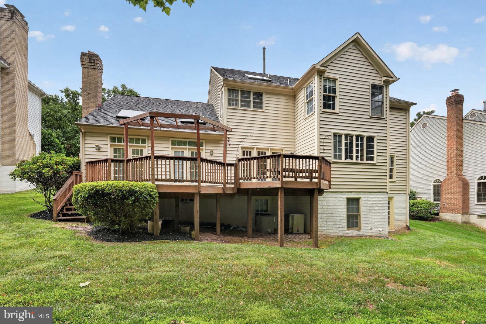 POTOMAC GROVE - Residential