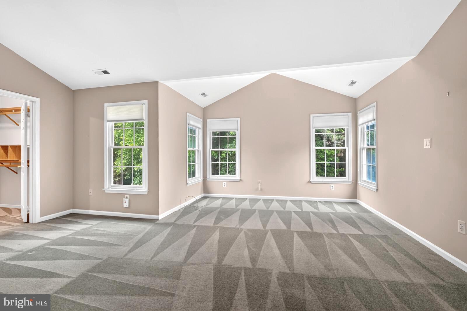 POTOMAC GROVE - Residential