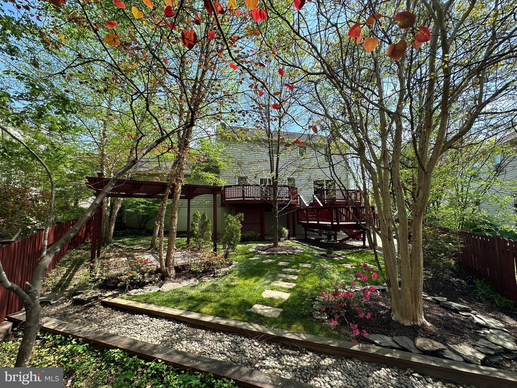 KENWOOD OAKS - Residential