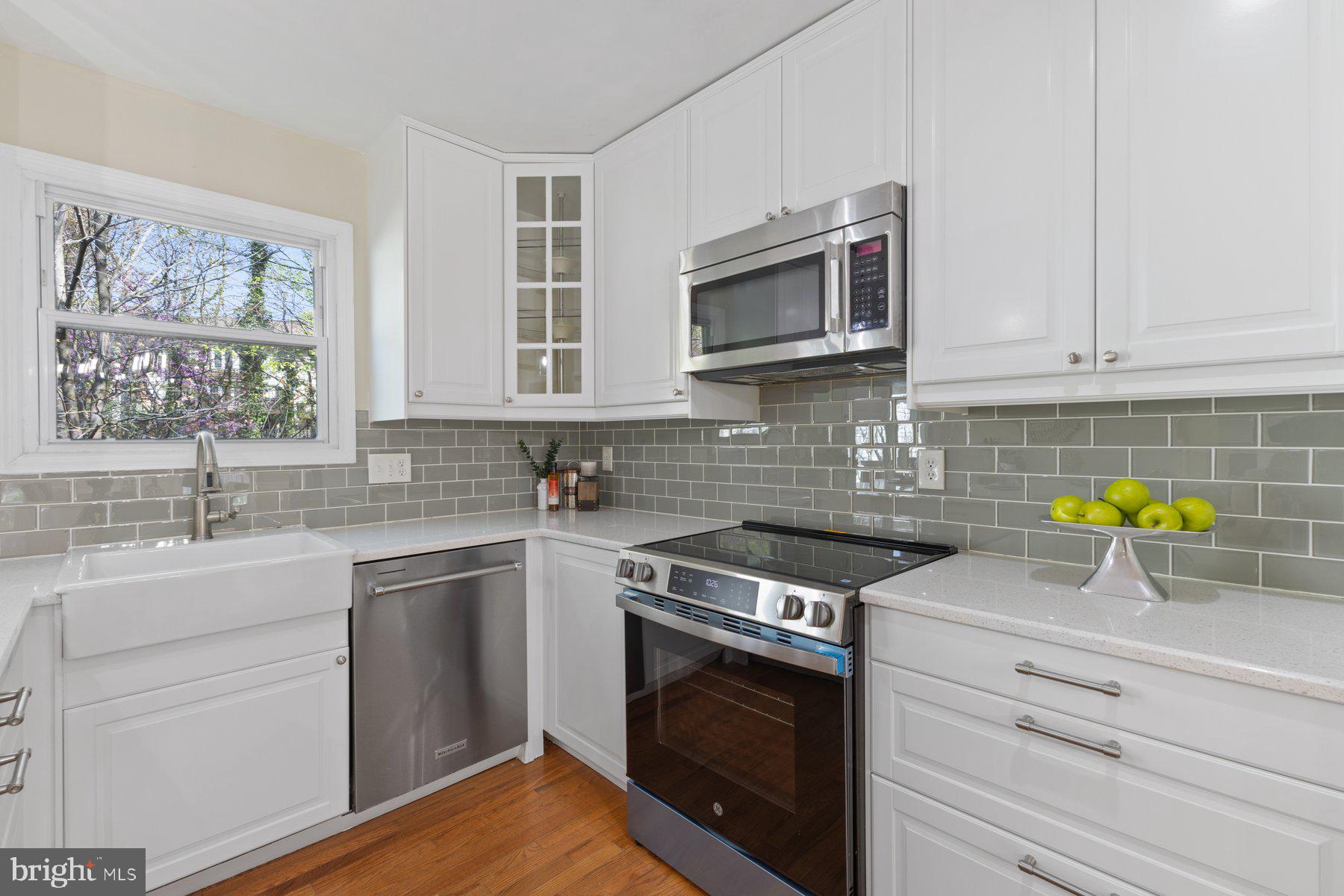 KENWOOD OAKS - Residential