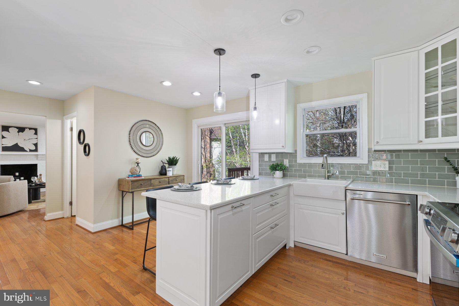 KENWOOD OAKS - Residential