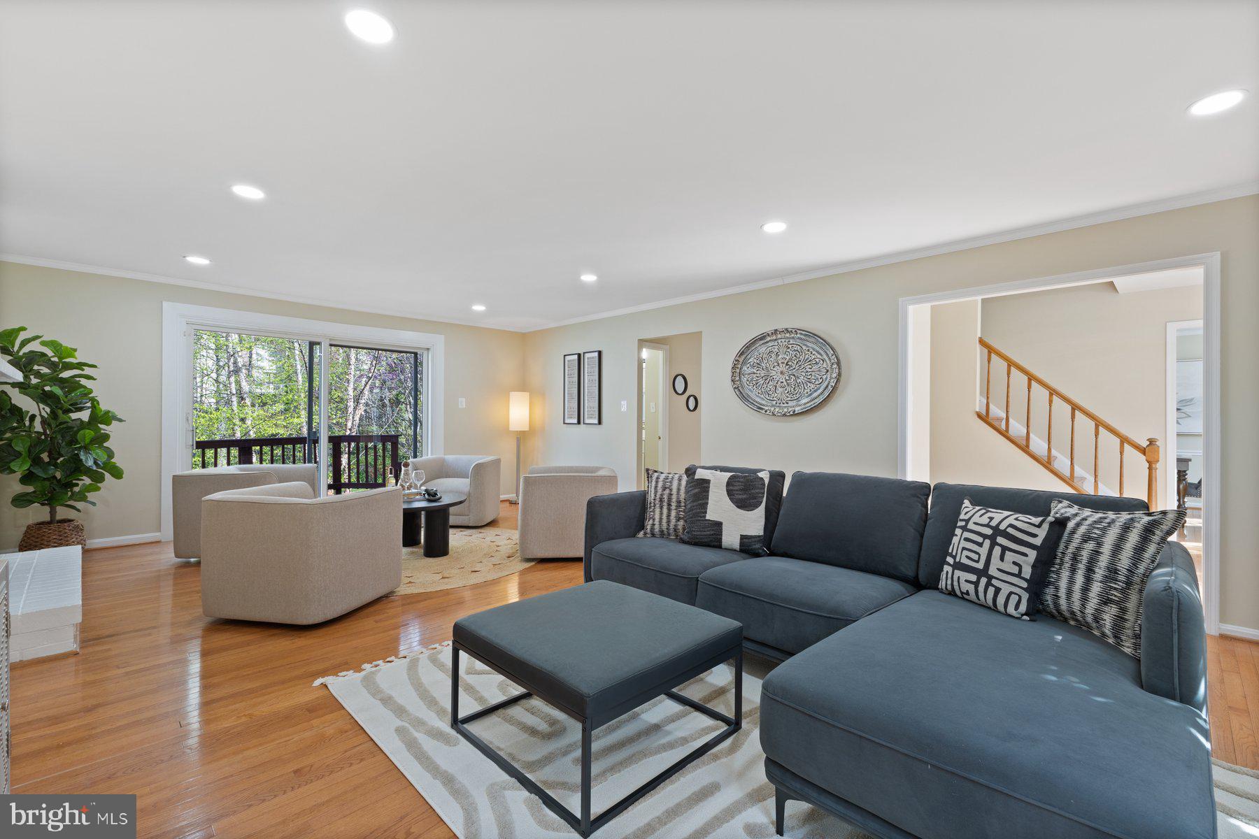 KENWOOD OAKS - Residential