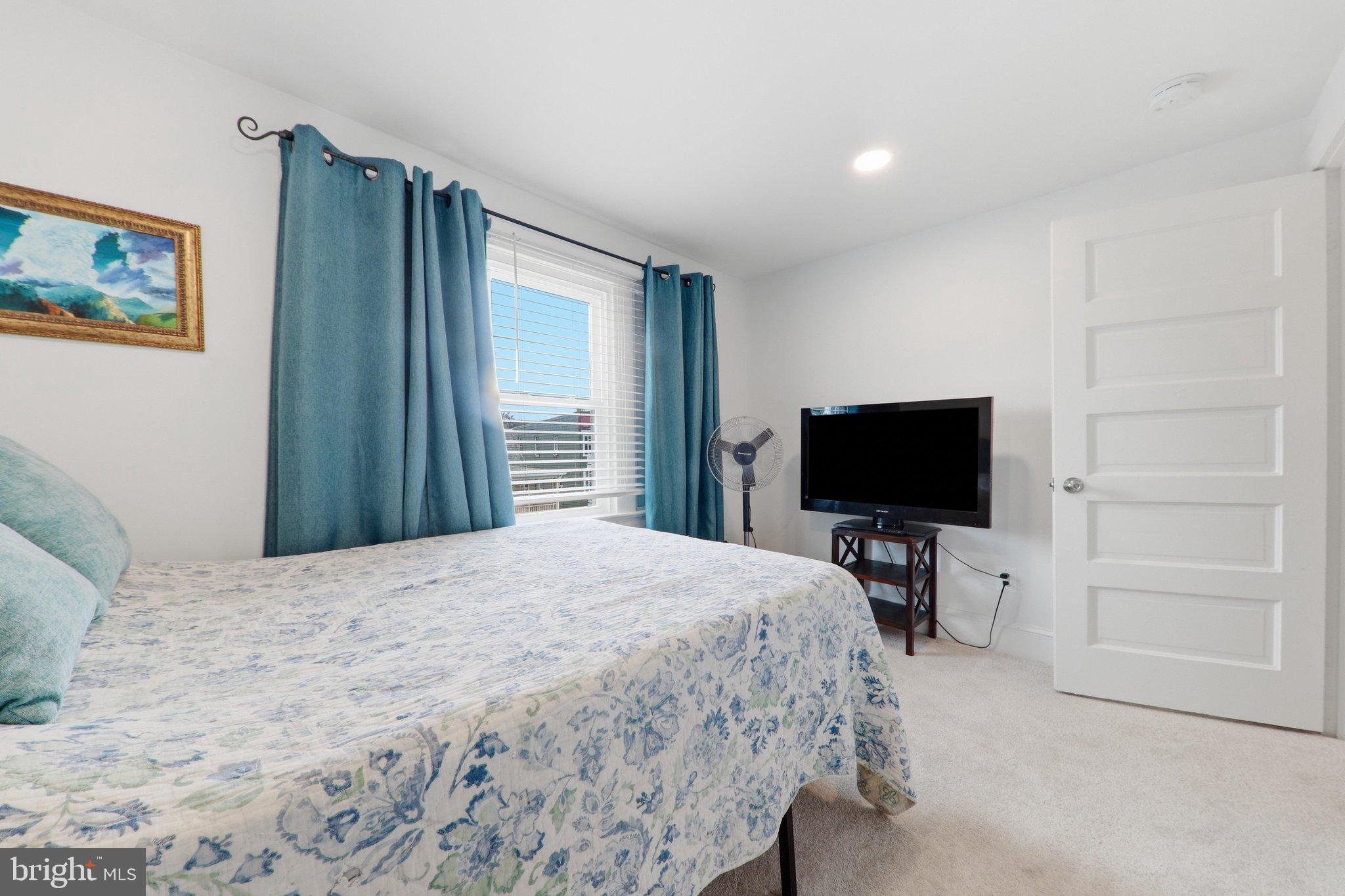 BRUNSWICK - Residential