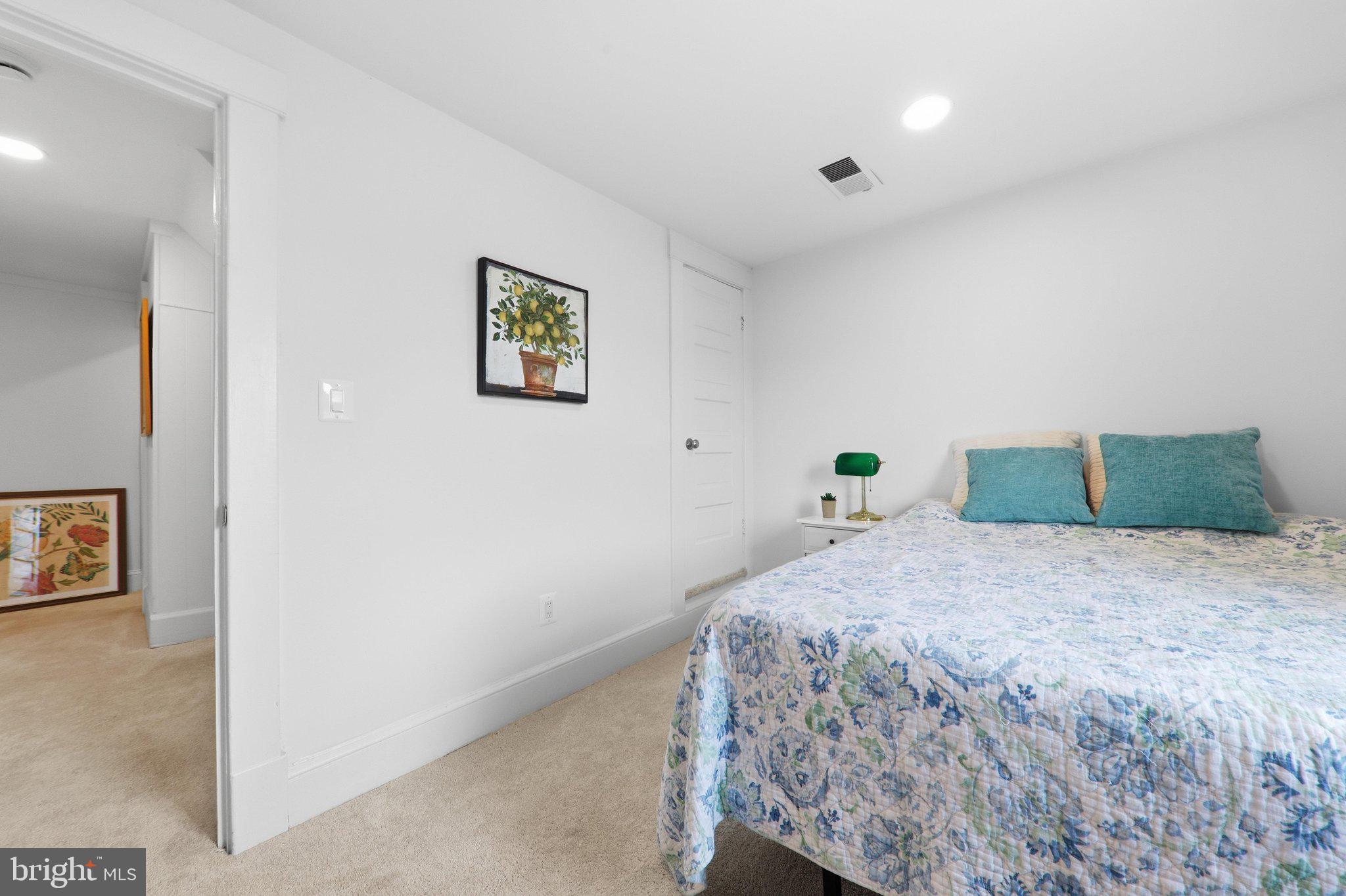 BRUNSWICK - Residential