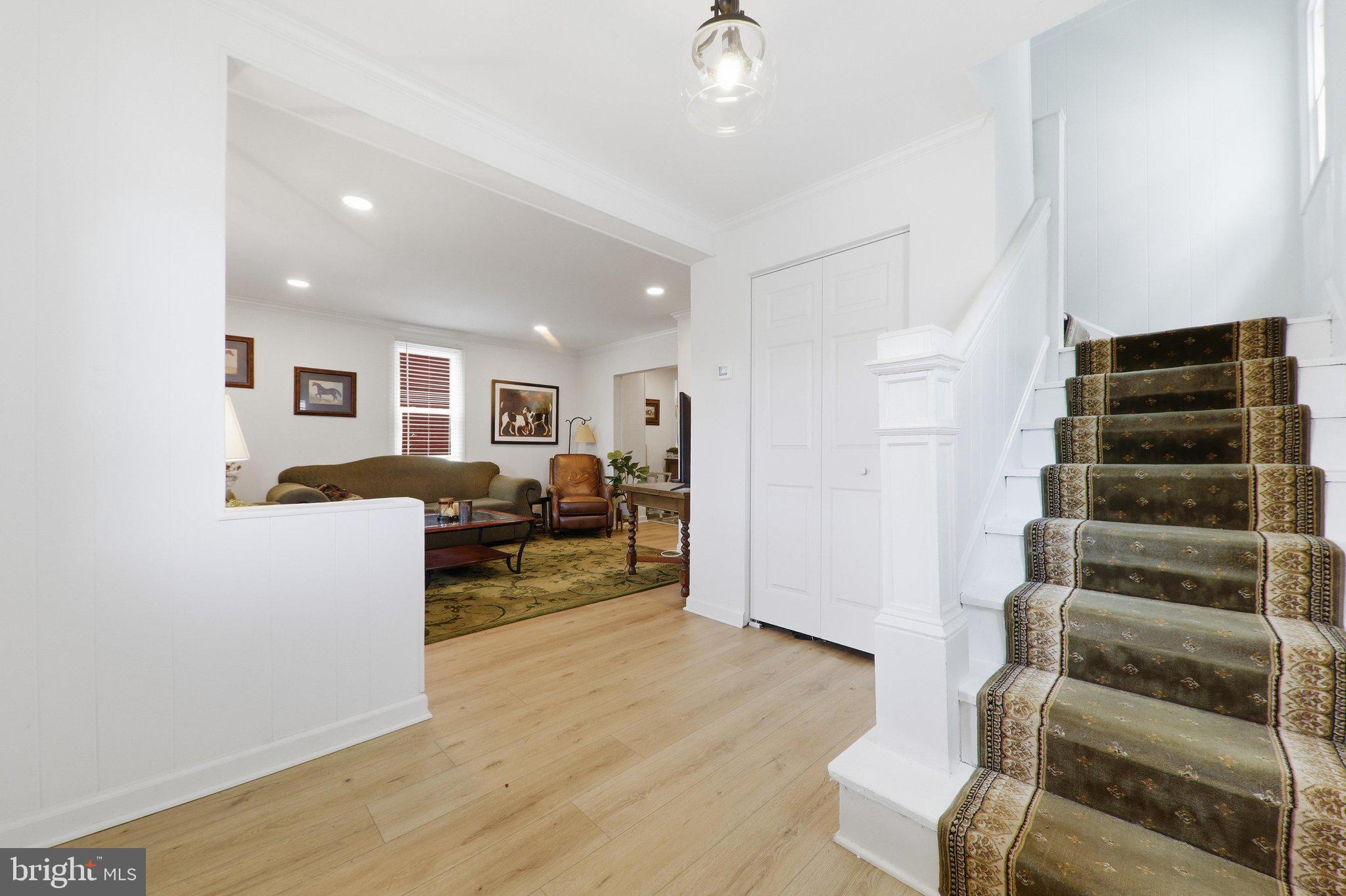 BRUNSWICK - Residential