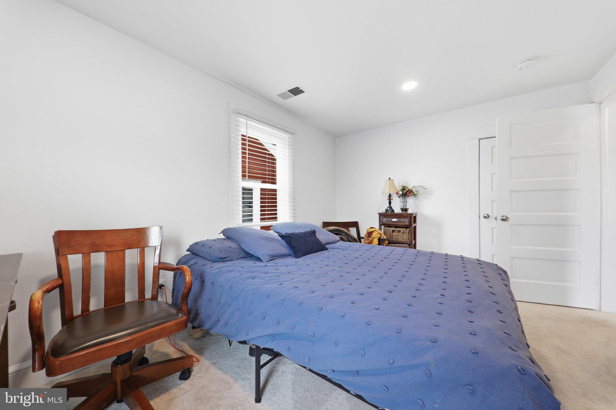 BRUNSWICK - Residential