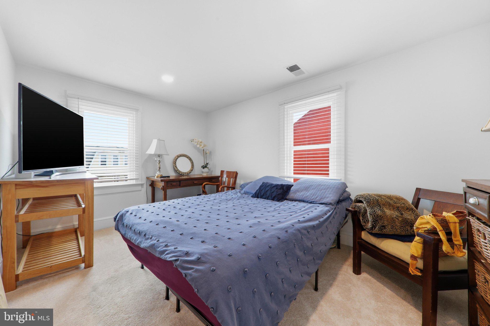 BRUNSWICK - Residential