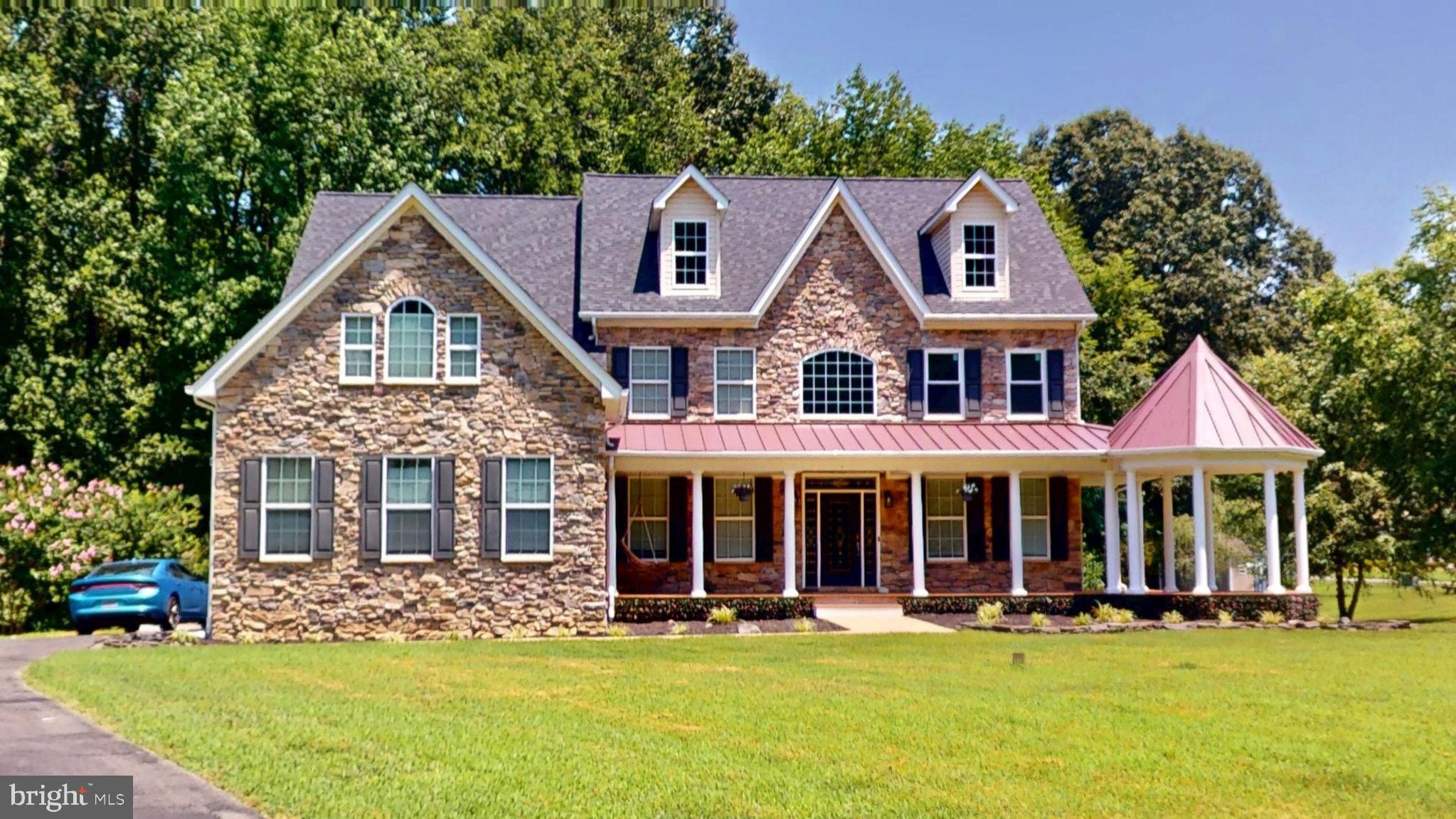 AMBERLEIGH FARMS - Residential