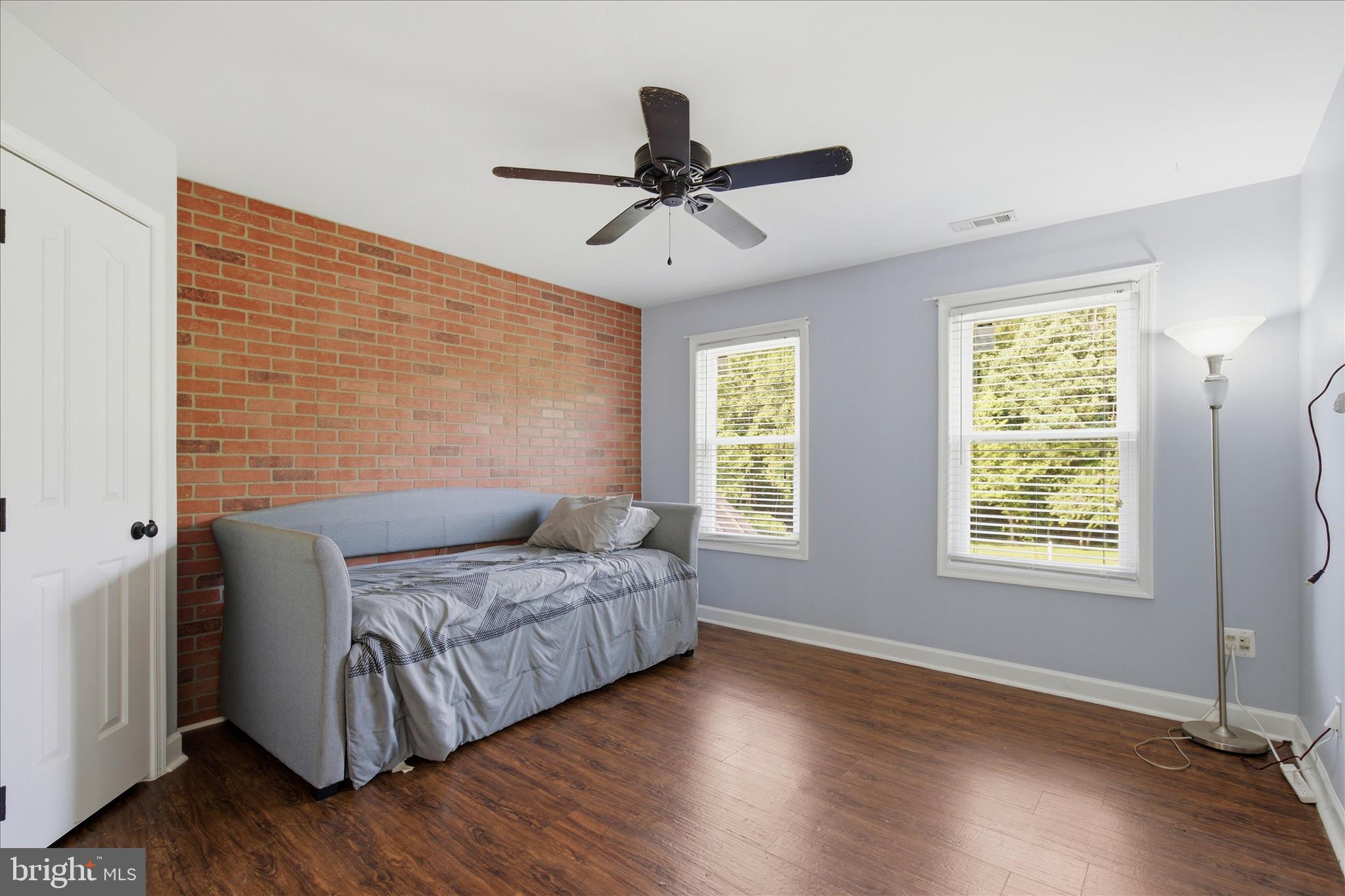 AMBERLEIGH FARMS - Residential