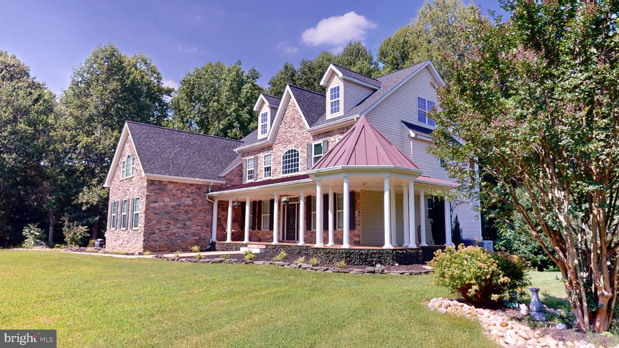 AMBERLEIGH FARMS - Residential