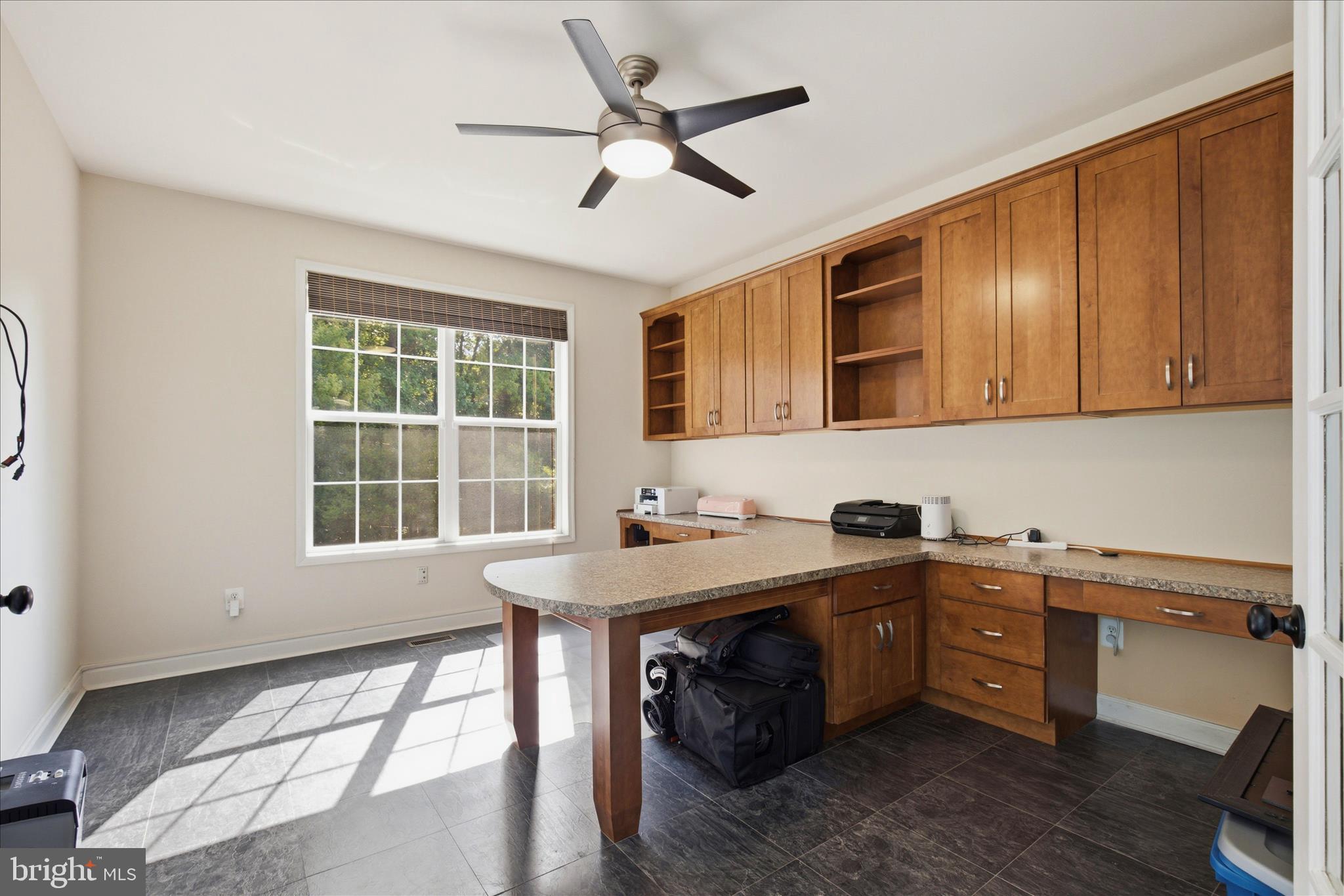 AMBERLEIGH FARMS - Residential