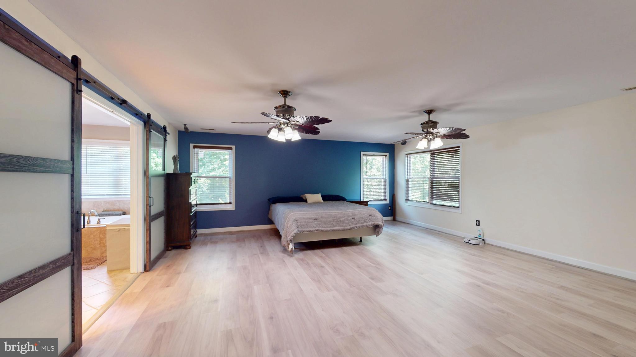 AMBERLEIGH FARMS - Residential