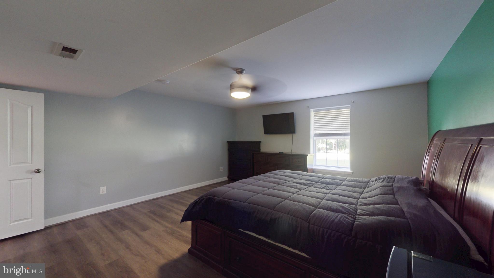 AMBERLEIGH FARMS - Residential