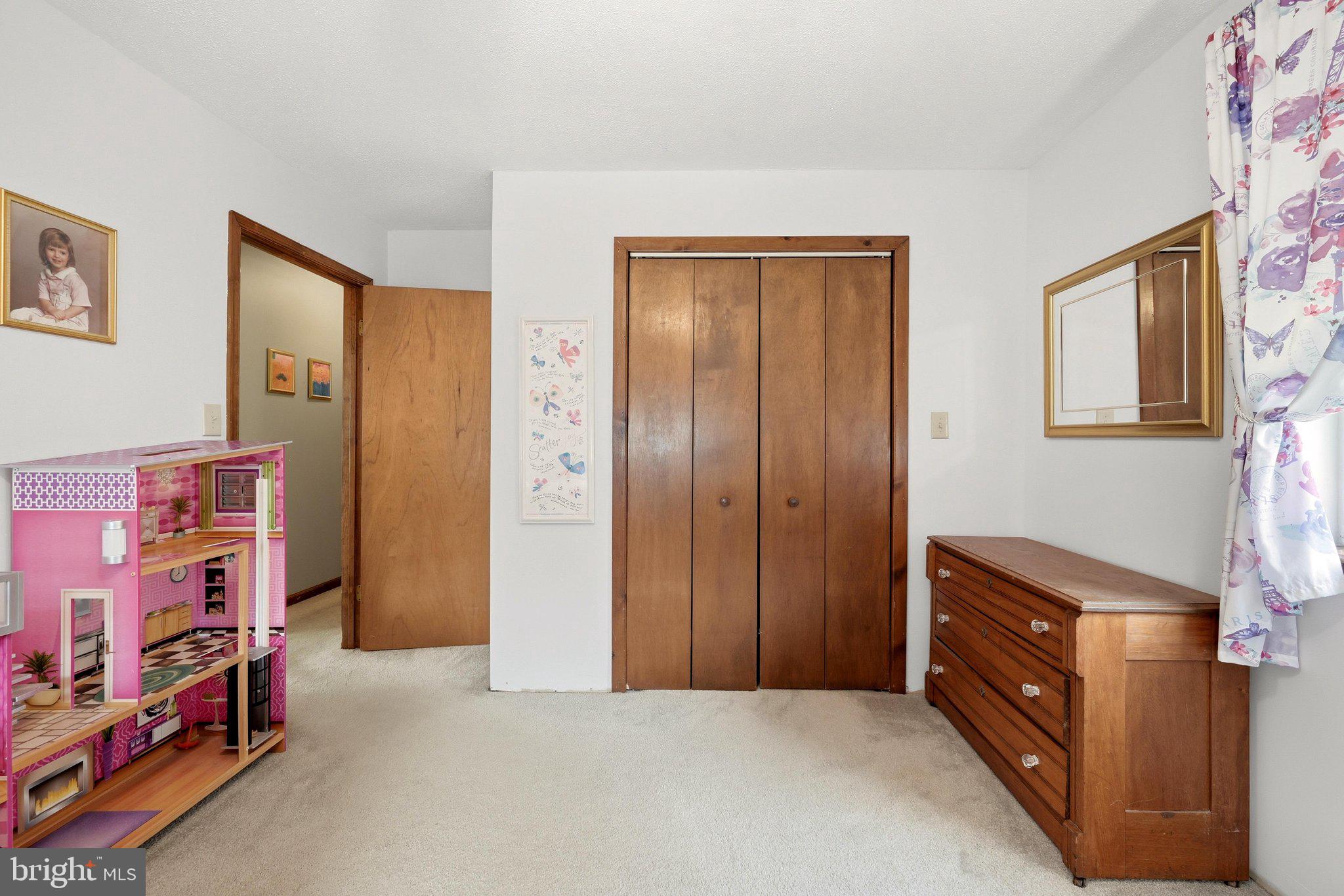 ROCK HALL - Residential