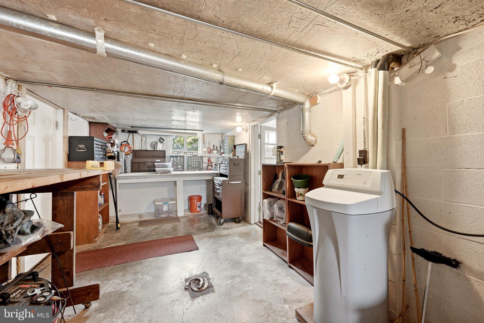ROCK HALL - Residential