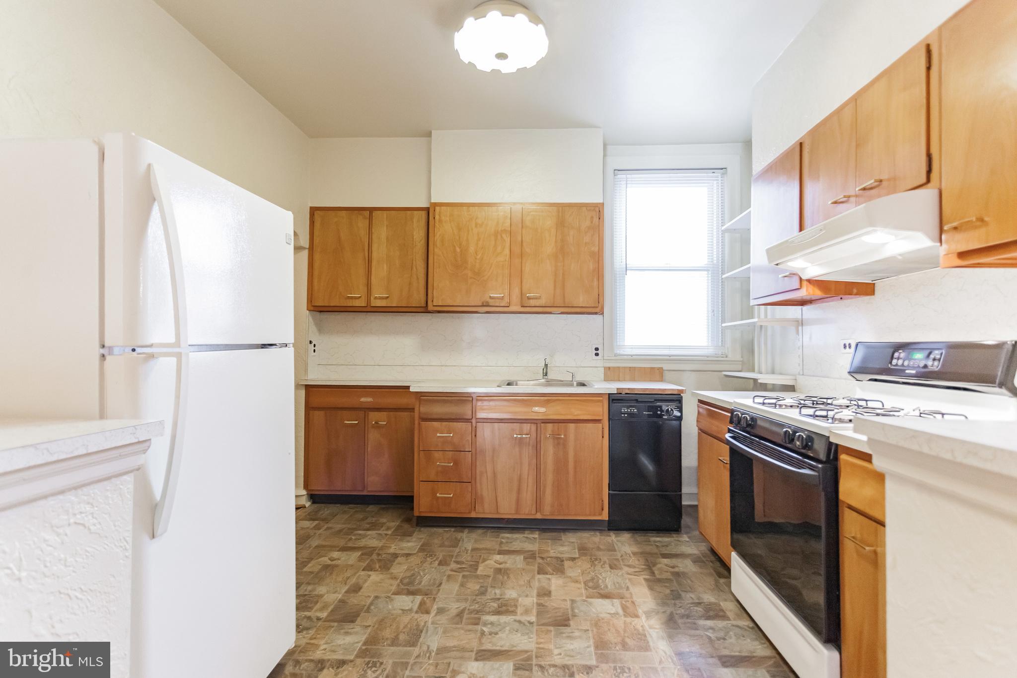 SOCIETY HILL - Residential Income